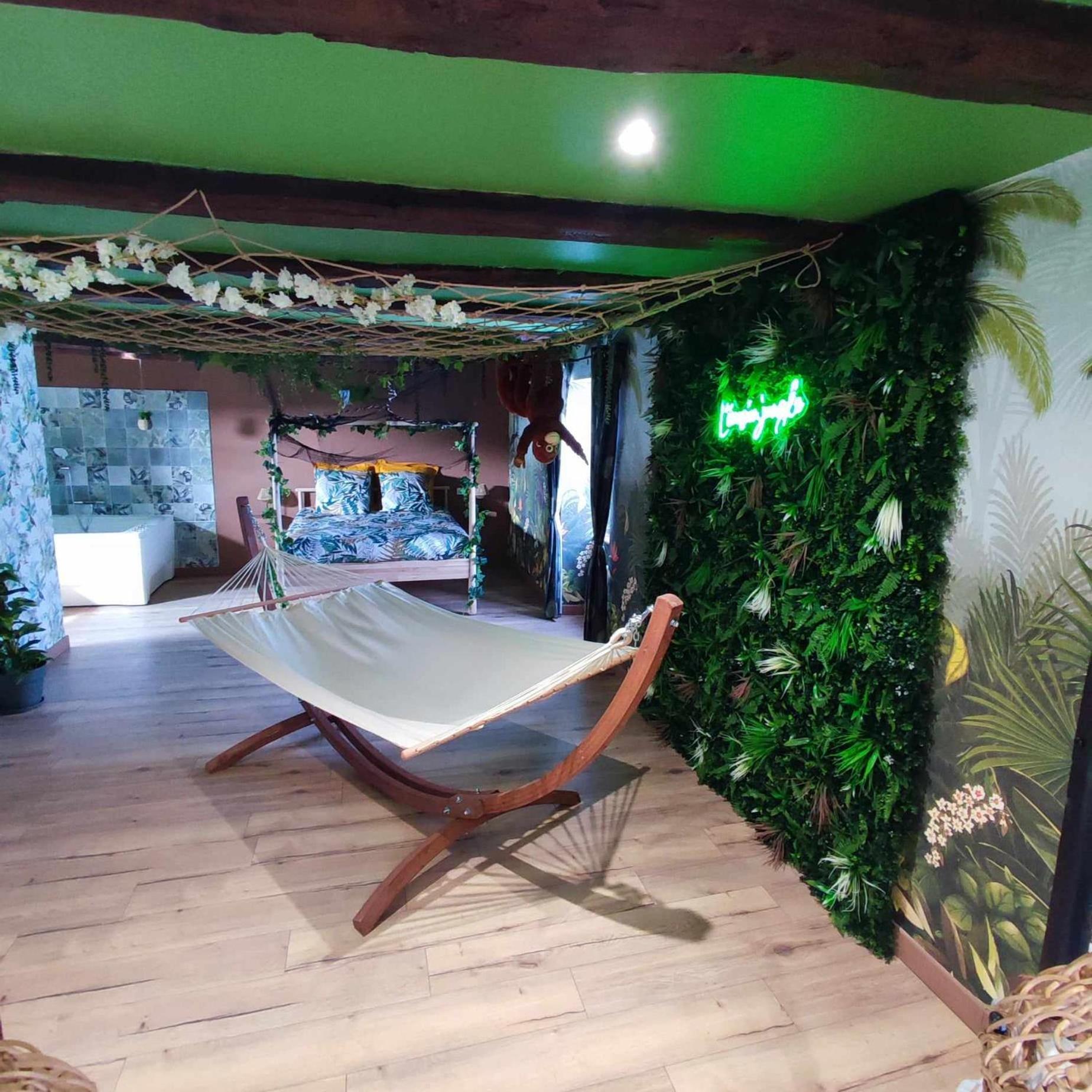 L'Evasion Jungle Apartment Saint-Pierre-de-Plesguen Exterior foto