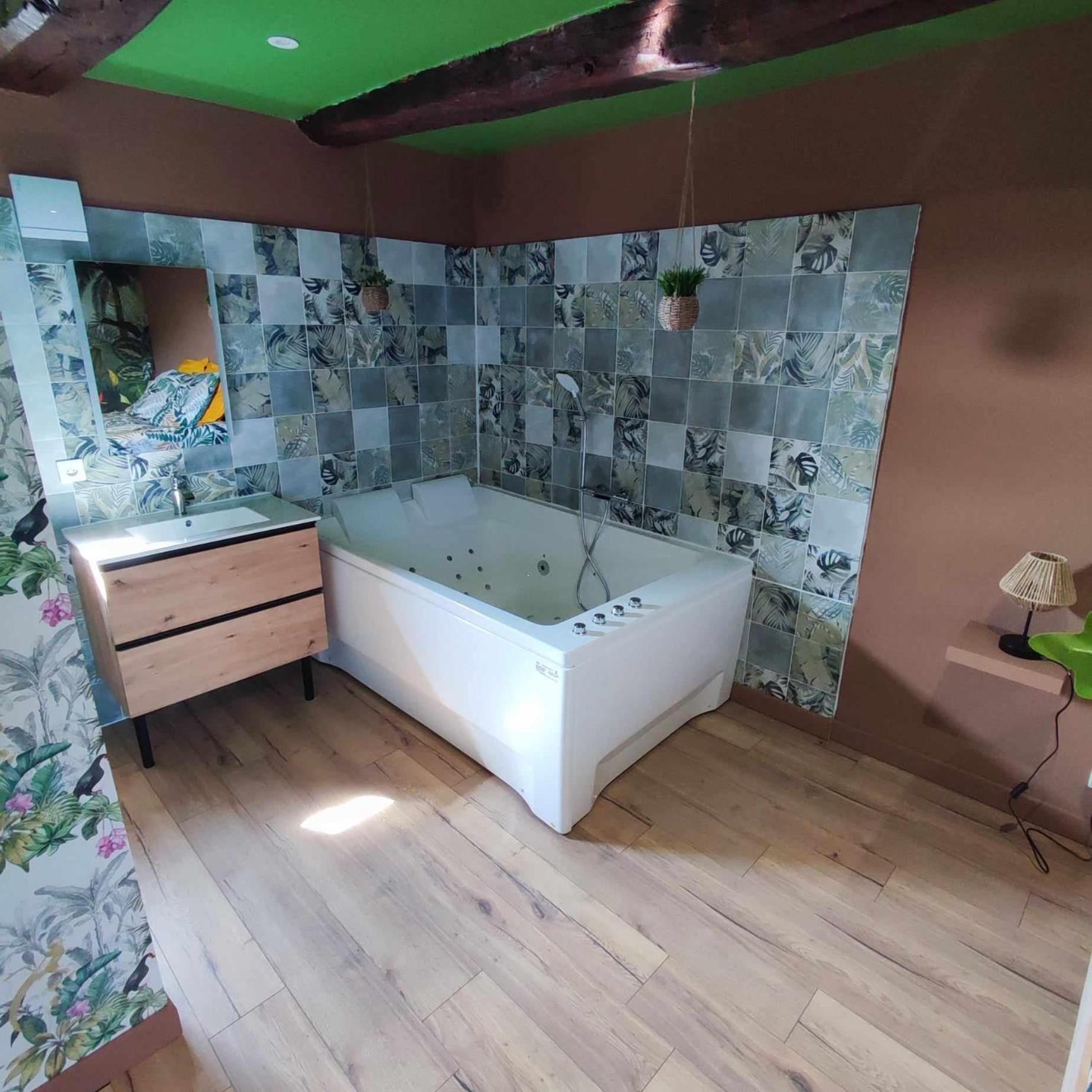 L'Evasion Jungle Apartment Saint-Pierre-de-Plesguen Exterior foto